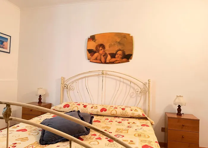 Flora Gallipoli Vila *