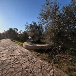 فيلة Flora Gallipoli *